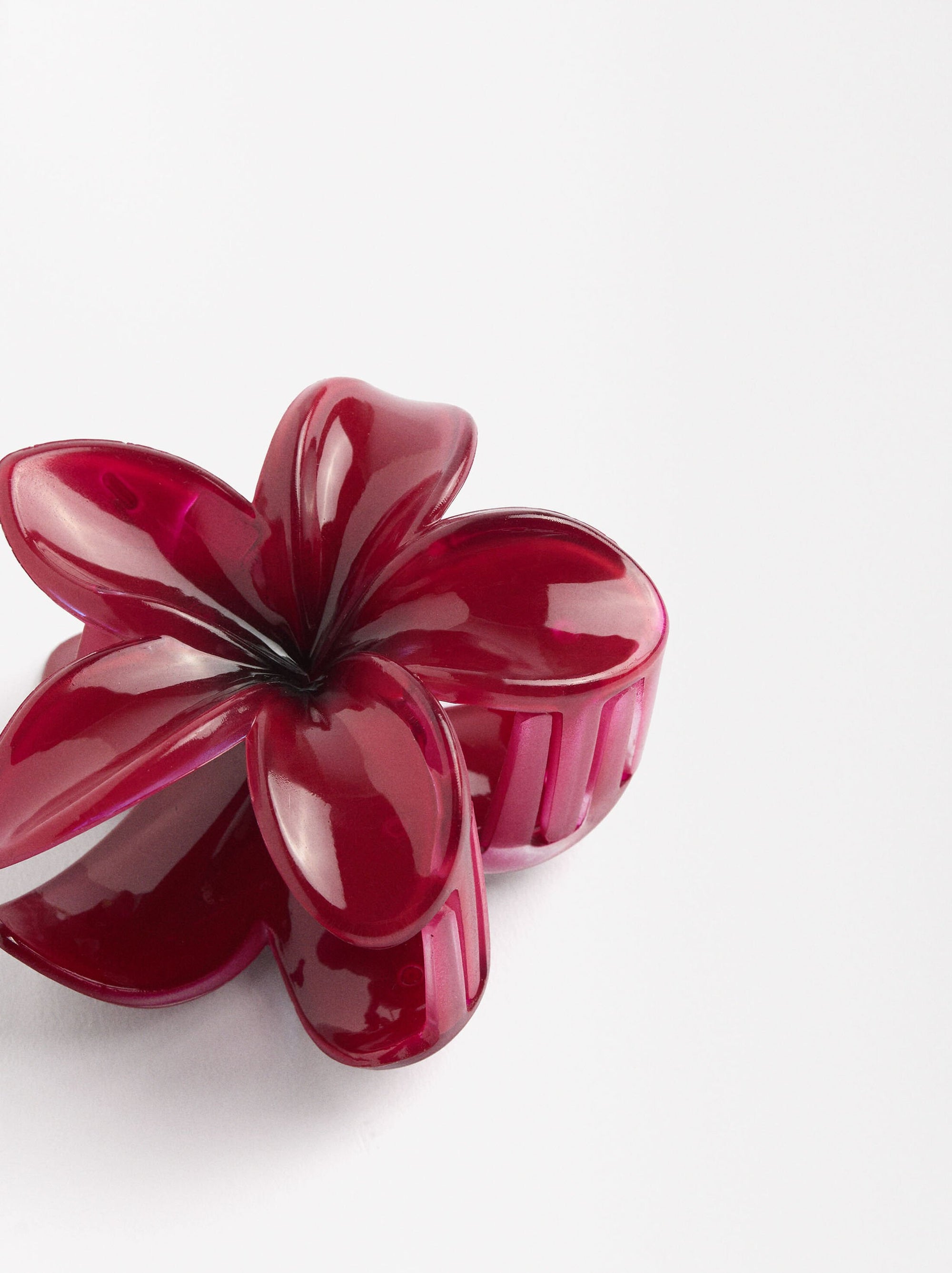 Red Flower Clip