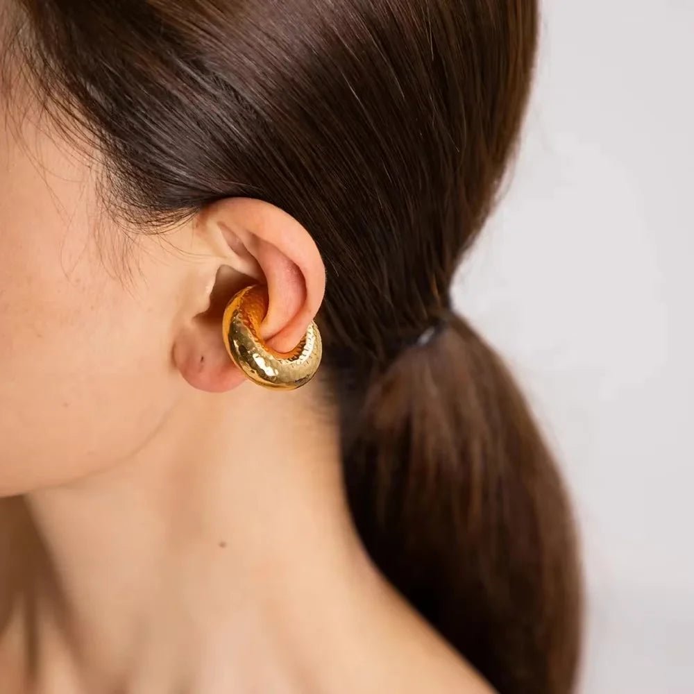 Moon Bite Ear cuff