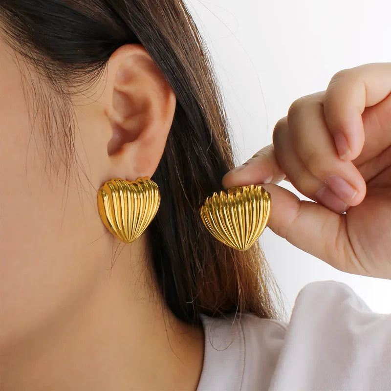 Golden Shell Hearts