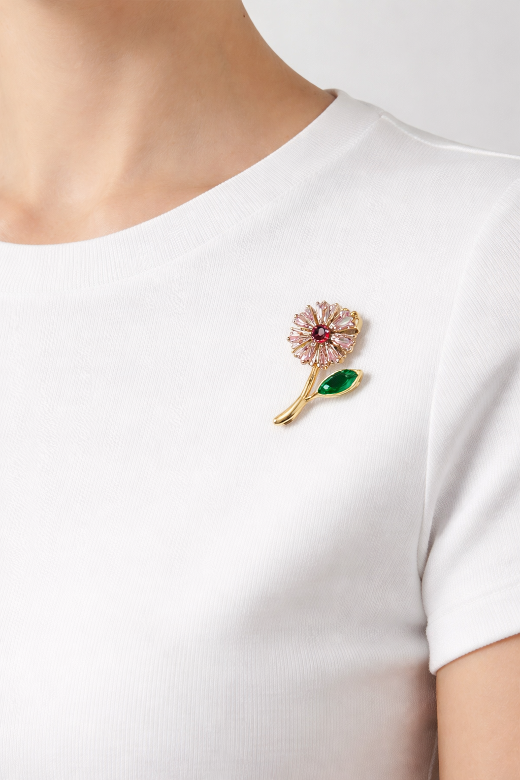 Pretty Wrapped Brooch